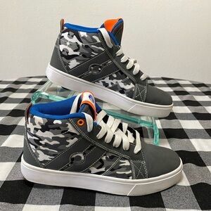 Heelys Camo Ankle Skate Shoes Sneakers Size 6 Youth Gray Blue Orange Canvas